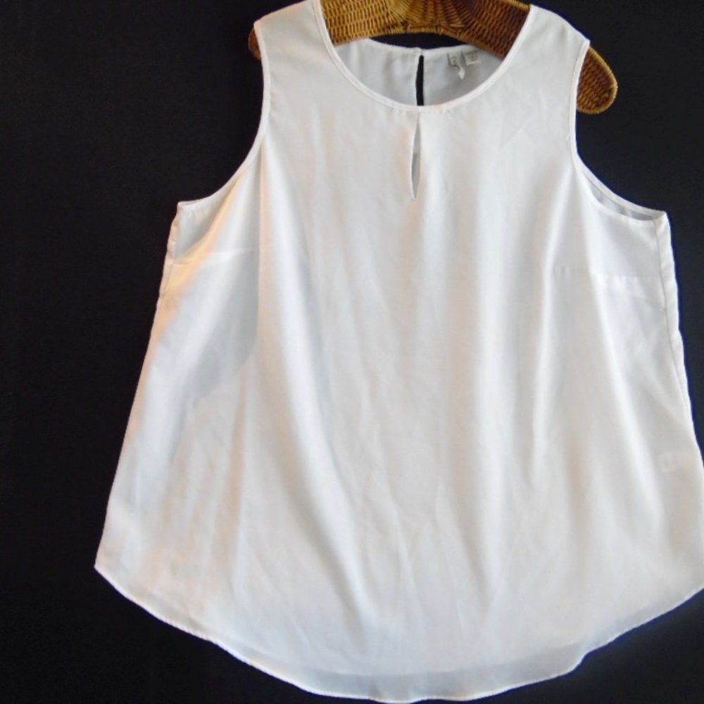 Blouse tank top Cato 14/16w(306bobt) Preowned clean no damage good.